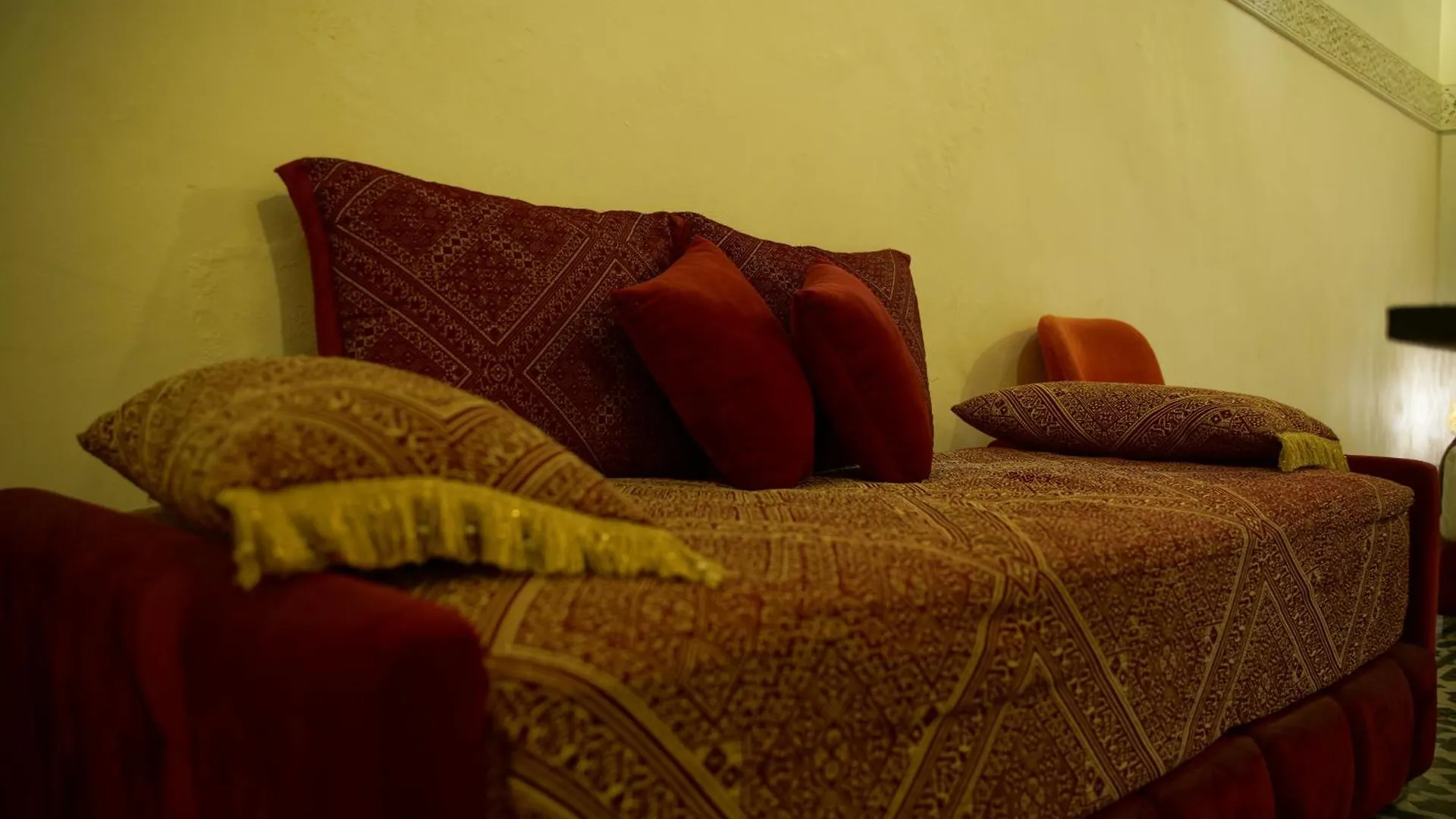 Riad La Cheminee Bleue Fes Hotel
